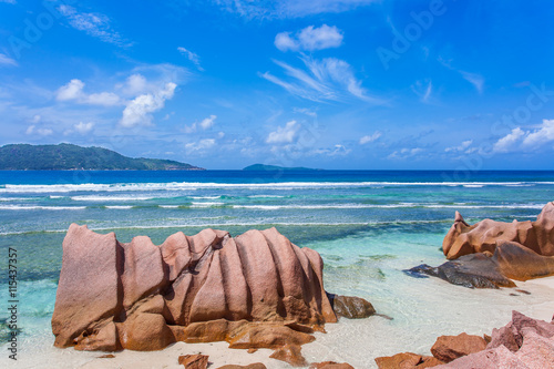 côte est de la Digue, les Seychelles
