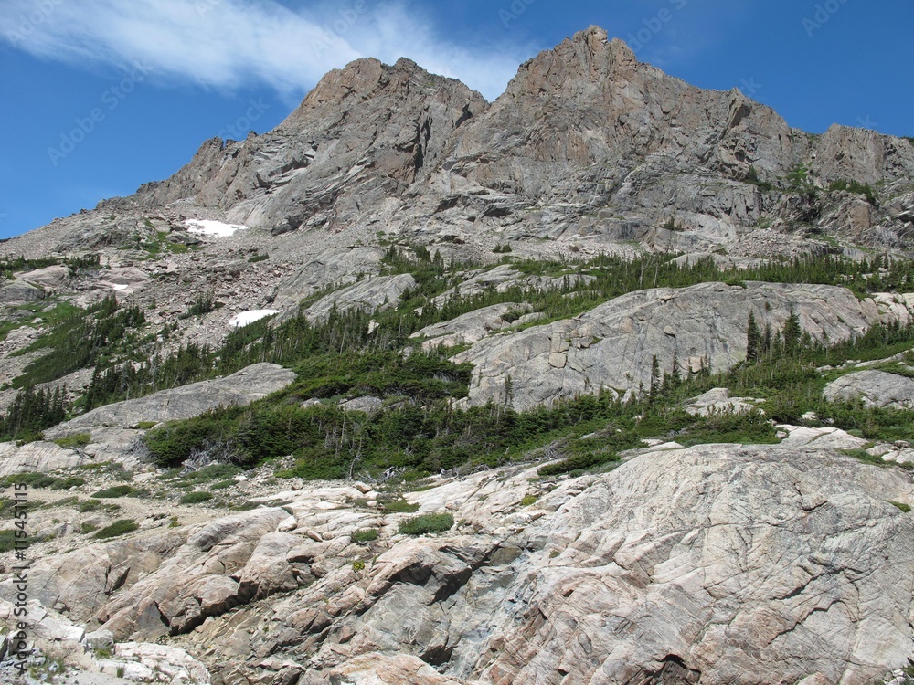 Jagged mountain peaks on hike to Blue Bird Lake in Rocky Mountain National Park