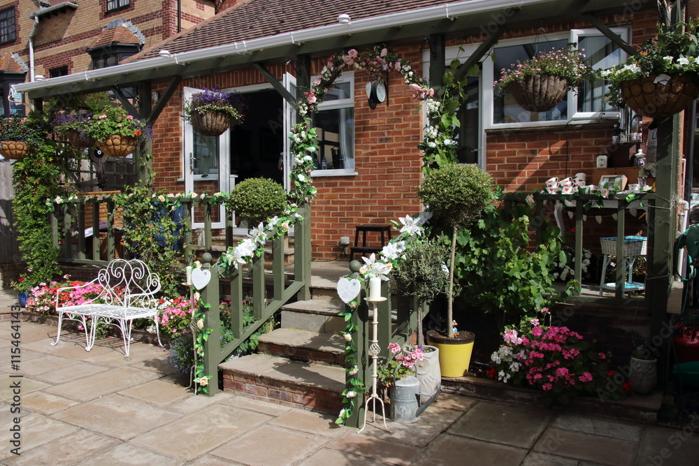 An english bungalow dressed for a summer wedding , 2016