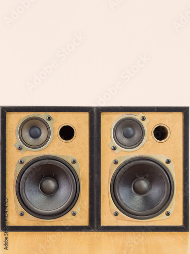 speaker cabinet