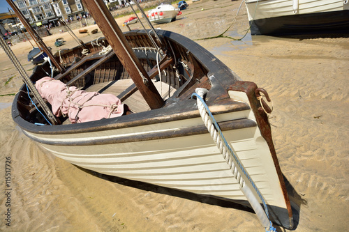 sailing boat photo