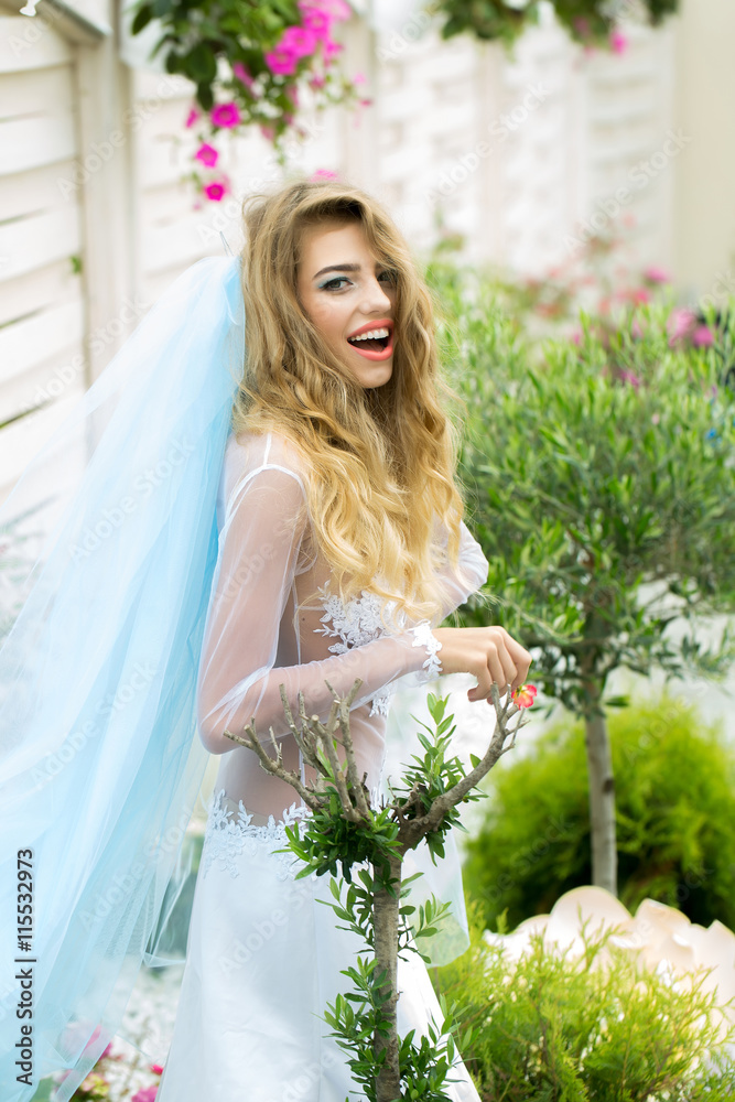 pretty woman in veil pretty woman in veil