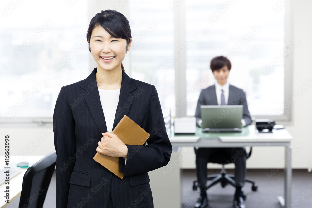 portrait of asian businesswoman in the office