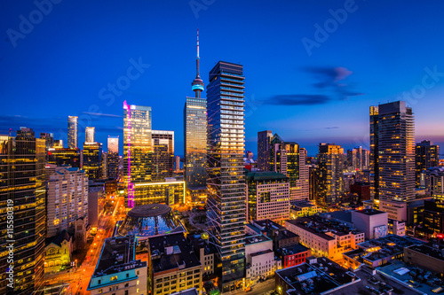Canvas Print View of modern buildings at twilight in downtown Toronto, Ontari