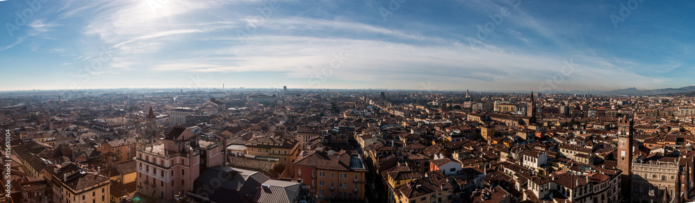 Panoramica Verona Controluce