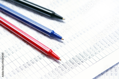 Wallpaper Mural Pens On Digits Torontodigital.ca