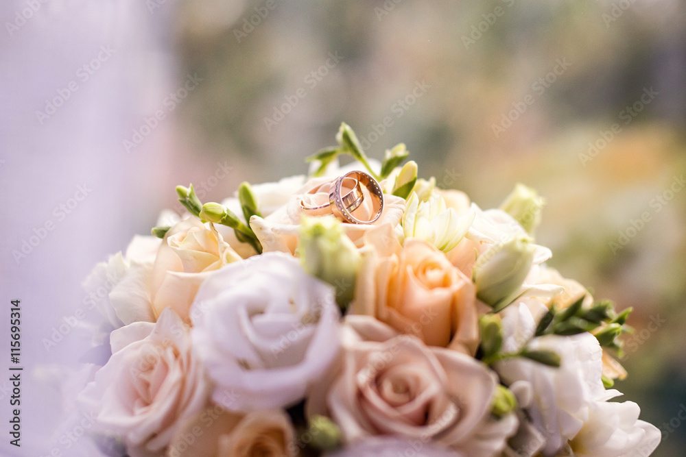 Obraz premium wedding rings