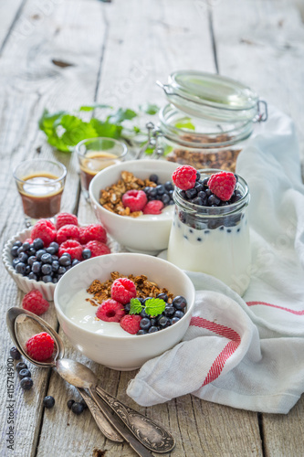 Breakfast - yogurt with berries and granola