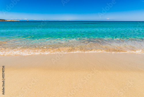 Fototapeta Naklejka Na Ścianę i Meble -  Beautiful Beach with turquoise water