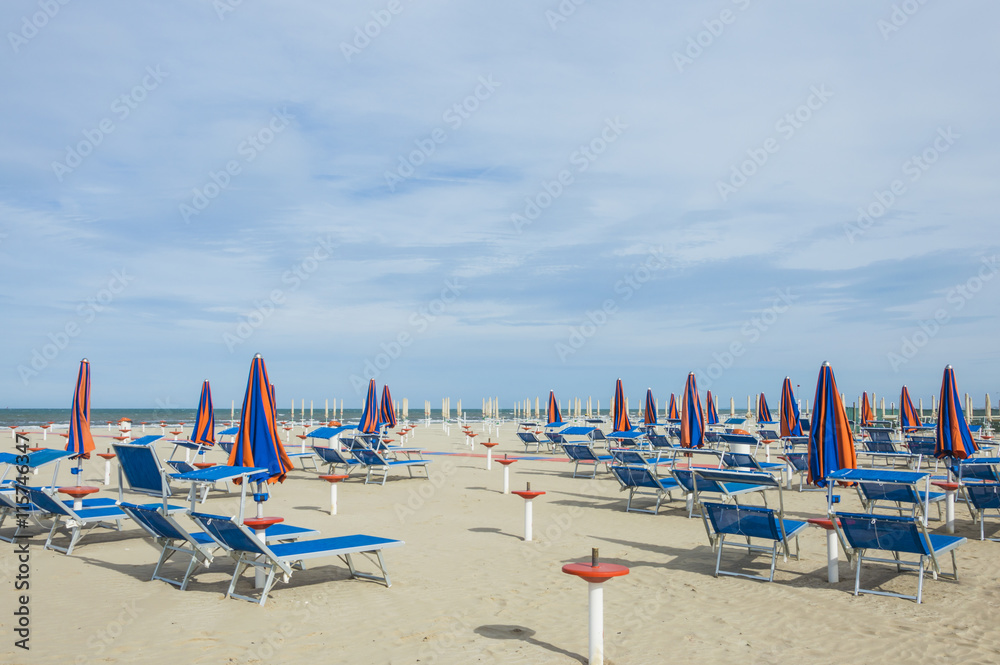 Obraz premium No people beach panorama full of deckchairs
