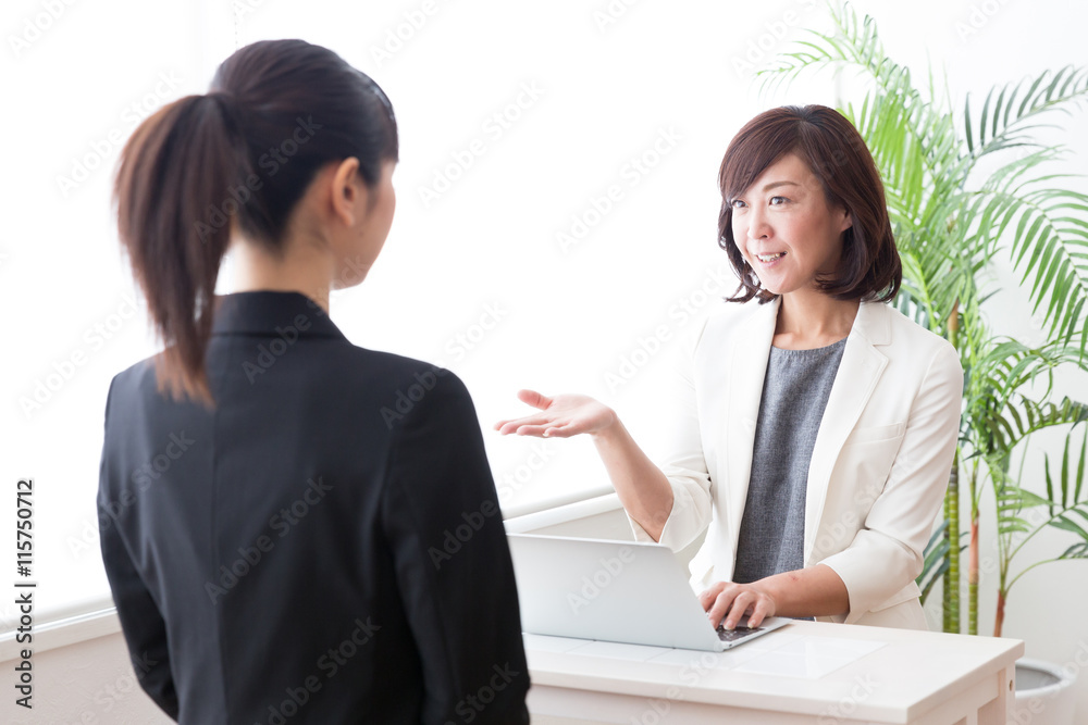 portrait of asian businesswomen working in the office portrait of asian businesswomen working in the office