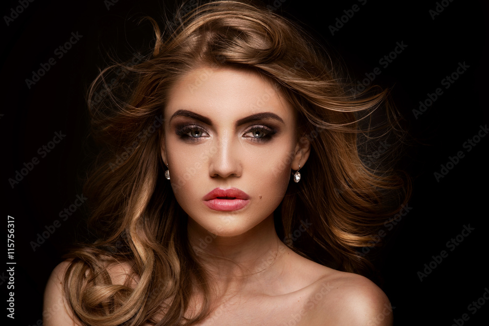 Fototapeta premium Beauty portrait of elegant woman.