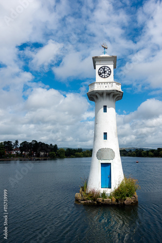 Lighthouse in Roath Park commemorating Captain Scotts ill-fated photo