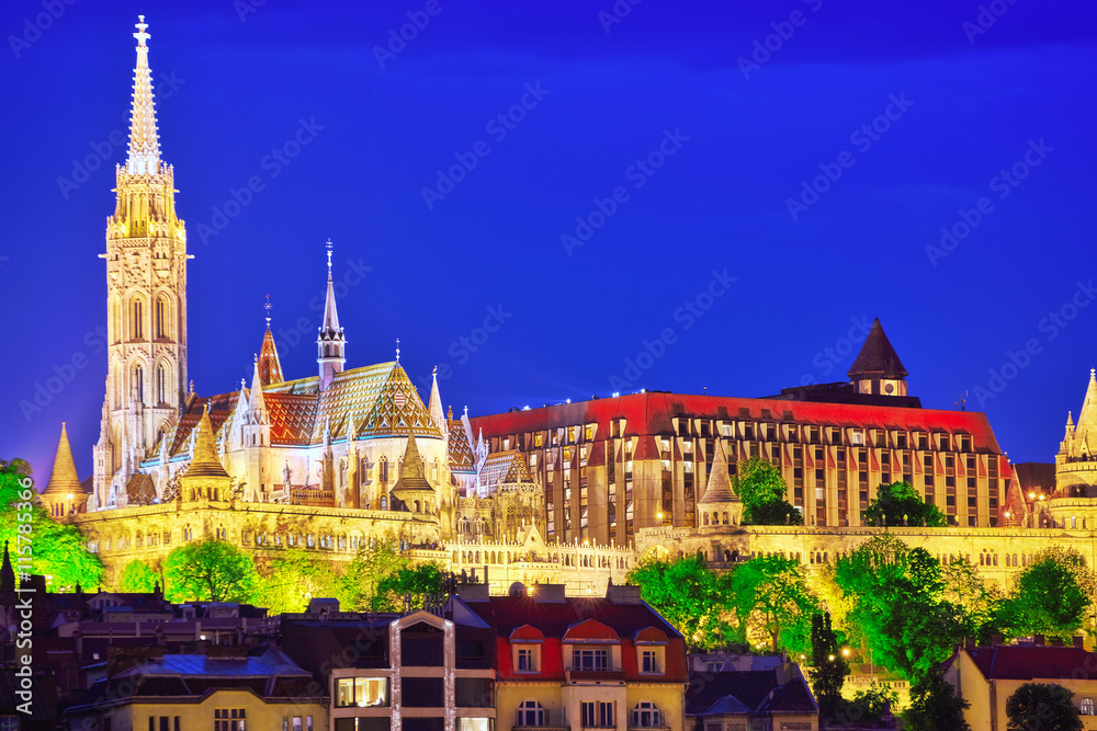Fototapeta premium Church of St. Matthias ,Fisherman's Bastion- shore view's of the