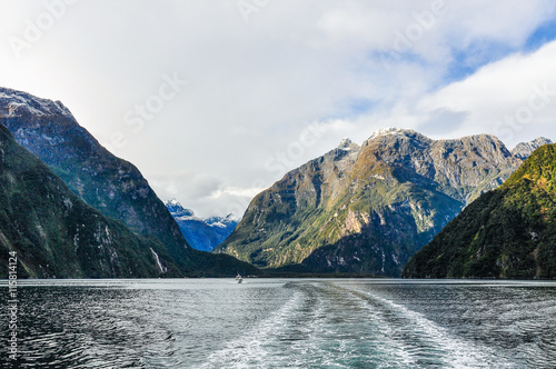 Entering the fiord in the Milford Sound  New Zealand