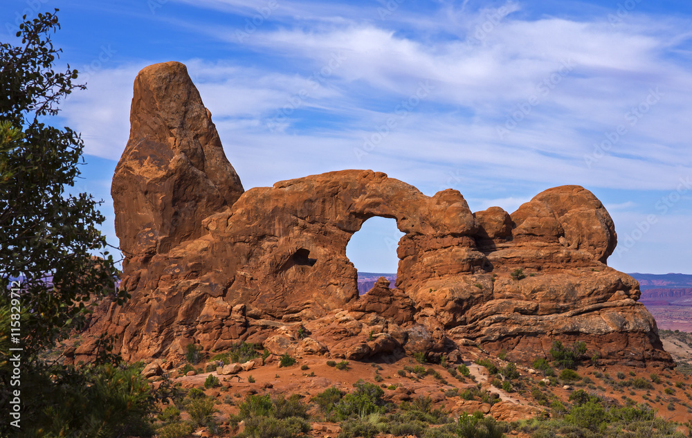 Turret Arch in Arches National Park, Utah, USA