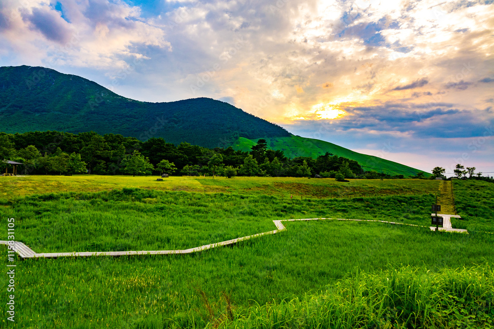 Obraz premium 飯田高原 夕景
