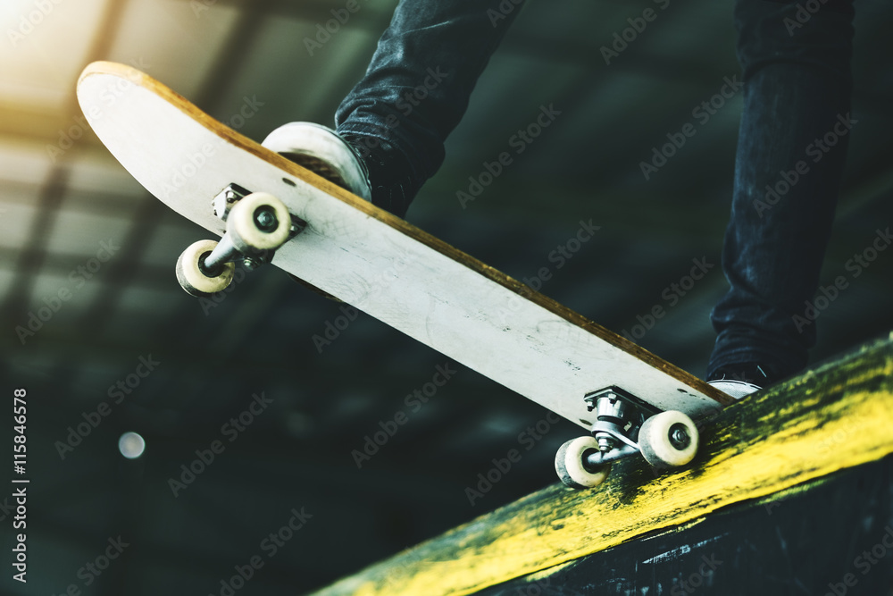 Samolepka na stenu Skateboard Extreme Sport Skater Park Recreational  Activity Conce | Posters.sk
