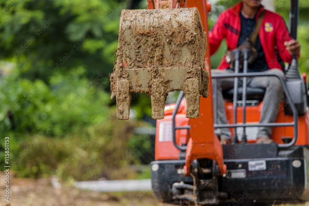 Excavators are digging small. Excavators are digging small.