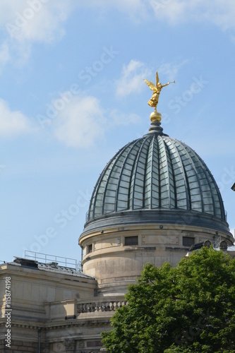 verglaste Kuppel der Kunsthalle in Dresden