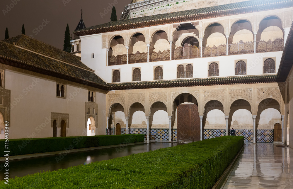 Court of the Myrtles (Patio de los Arrayanes), Alhambra
