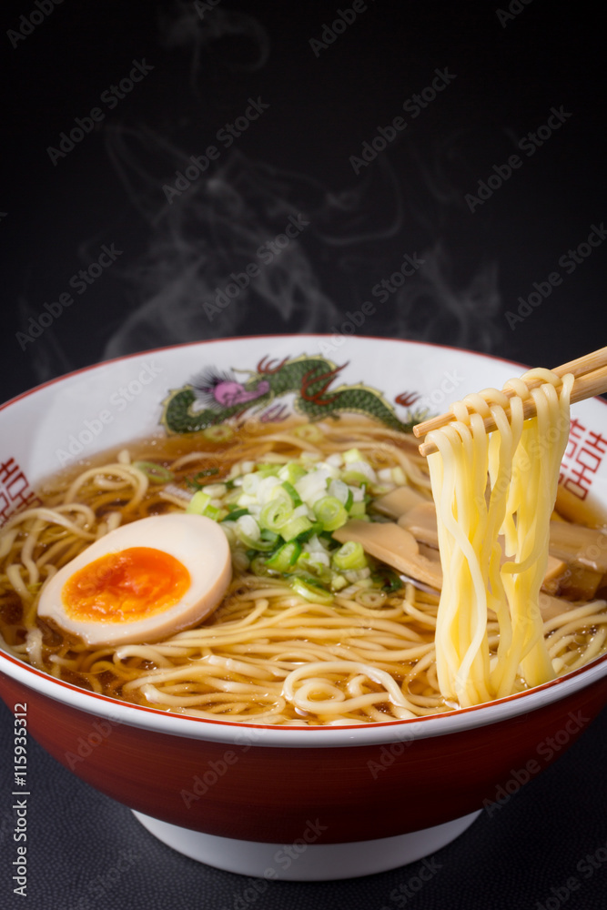 醤油ラーメン 醤油ラーメン