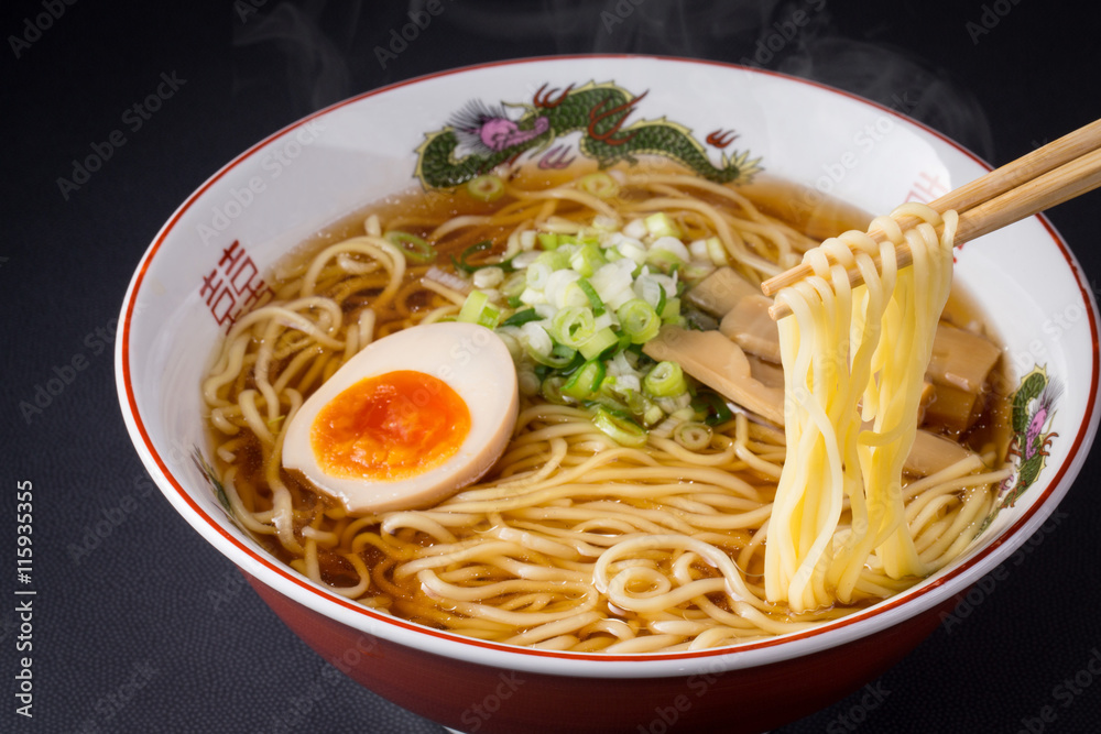 醤油ラーメン 醤油ラーメン