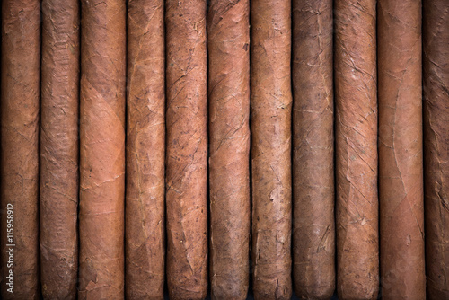 handrolled luxury cigars photo