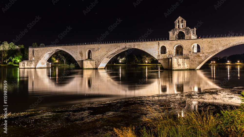 Naklejka premium Pont Saint Bénézet in Avignon