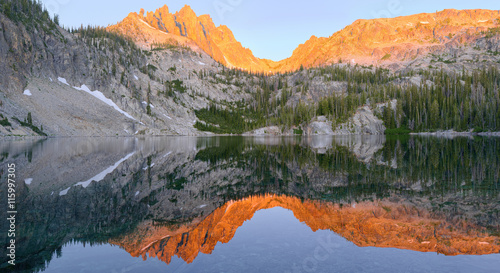 Fourth Bench Lake in the Sawtooth Mountains