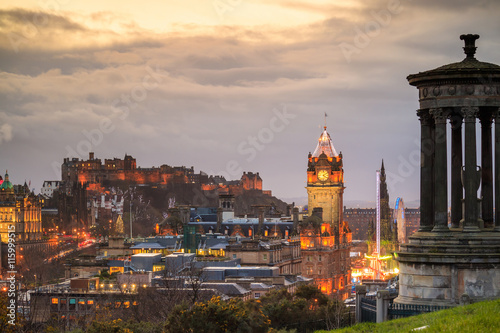 Old town Edinburgh and Edinburgh castle