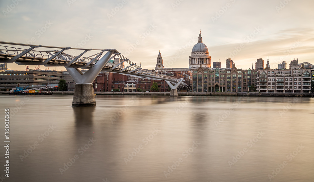 St Pauls Cathedral and Millenium Bridge from across the River Th