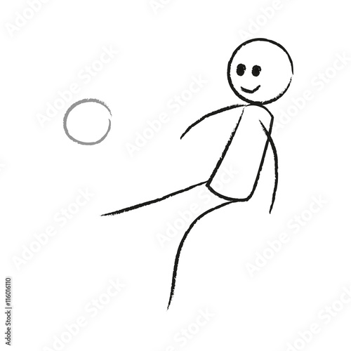 Person kickt Fußball