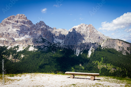 Bench mountain