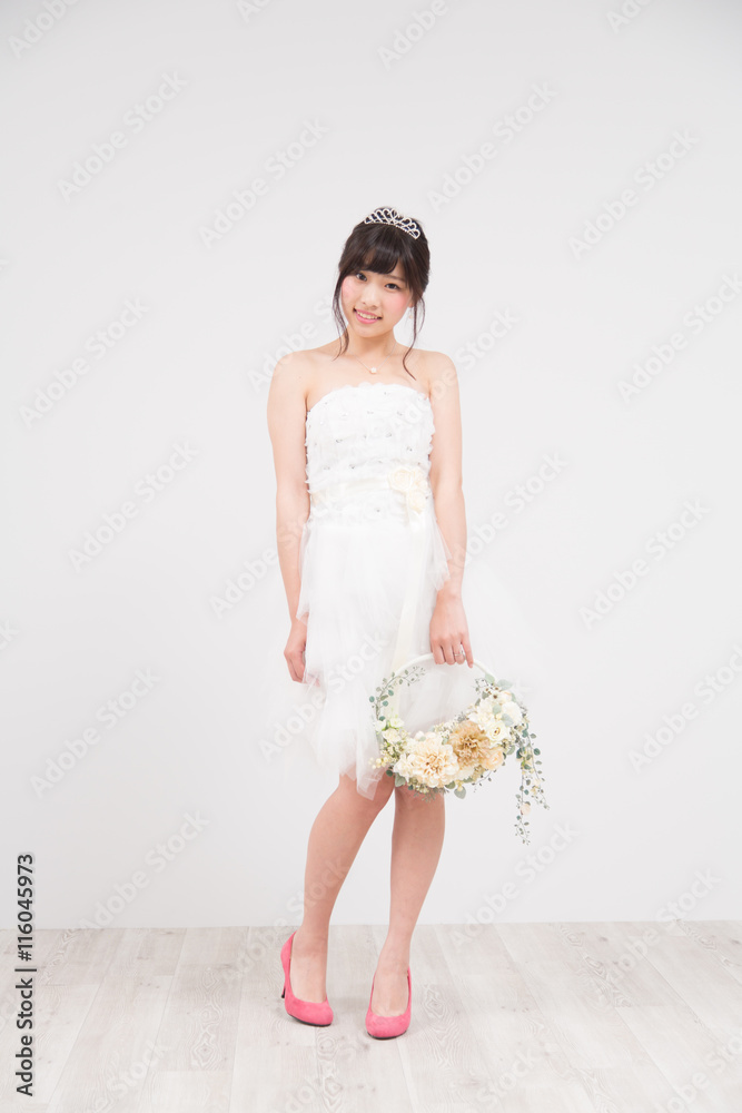 ウェディングドレスの花嫁 ウェディングドレスの花嫁