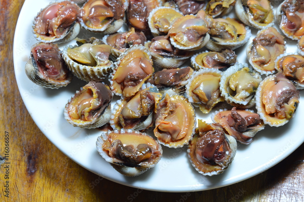 steamed cockle shell out on plate steamed cockle shell out on plate
