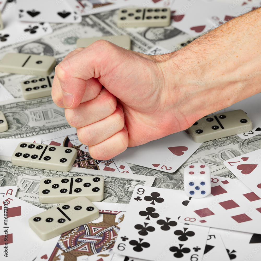 Stop gambling! Stop gambling!