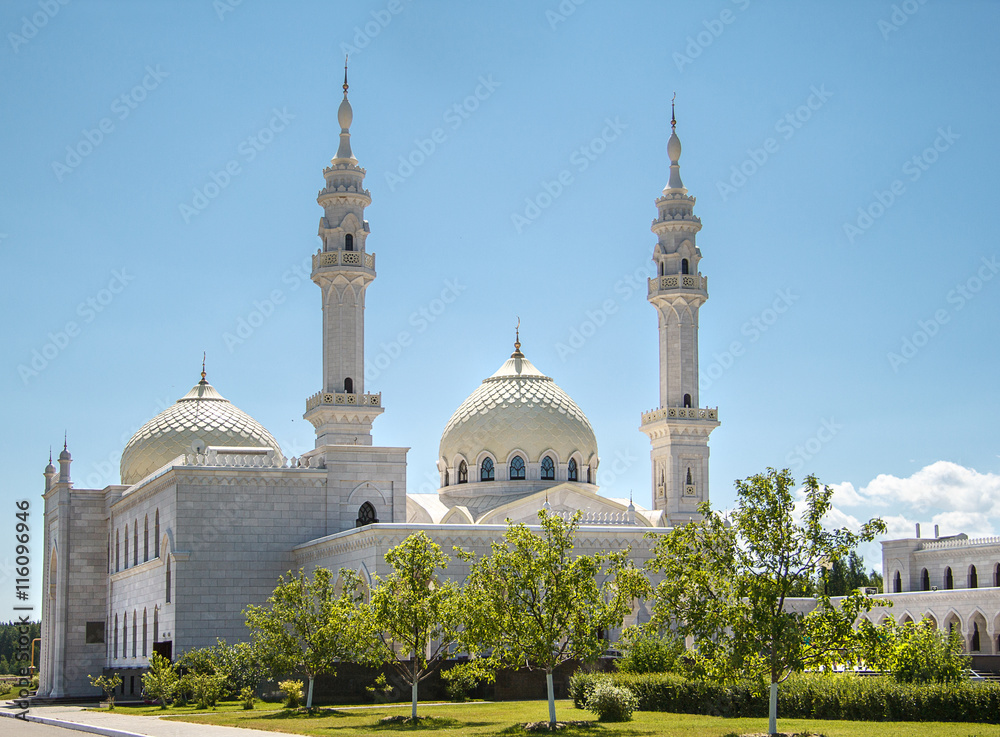 Obraz premium Beautiful Mosque in the city of Bolgar 