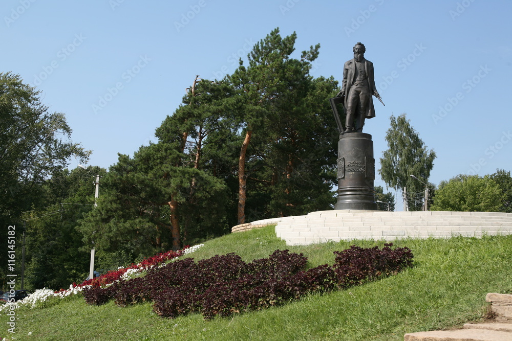 Monument to the great artist Ivan Shishkin in Elabuga