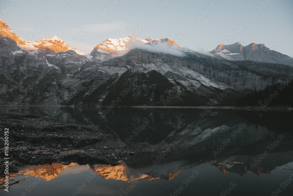 Schweiz Abend Oeschinensee Kandersteg Sonnenuntergang