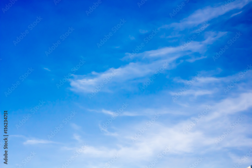 clouds in the blue sky