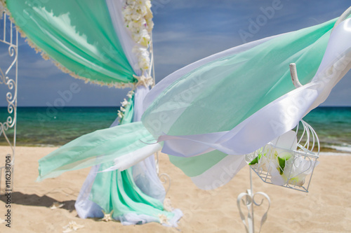 Decorations for a wedding in the beach