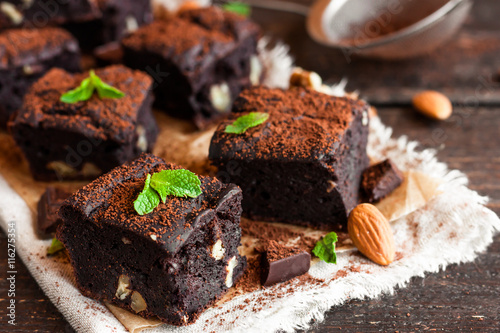 chocolate brownie with nuts