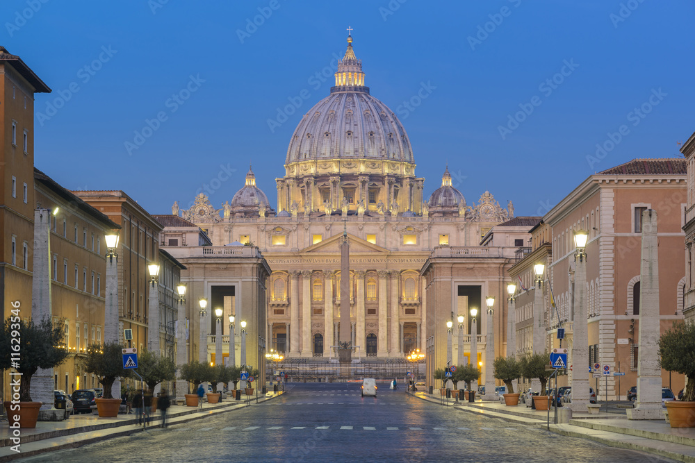 St. Peters Basilica (Basilica di San Pietro) in Vatican City in the morning before sunrise, Rome, Italy, Europe