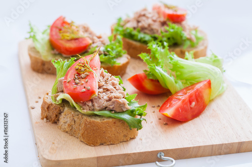 Sandwich tuna