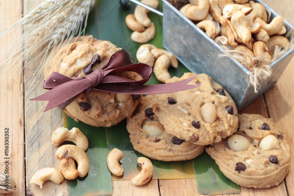 oatmeal cookies with chocolate and nuts is delicious.