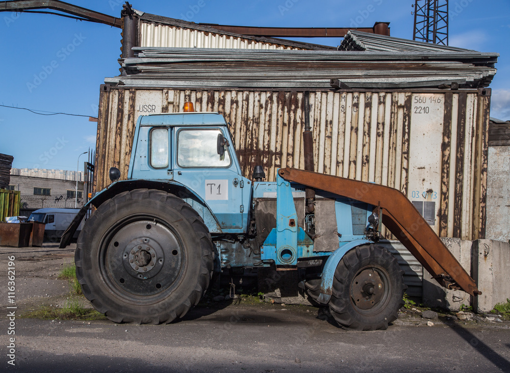 Obraz premium Трактор