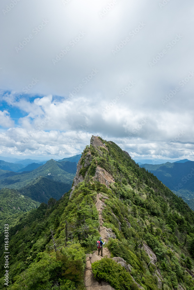 Fototapeta premium 石鎚山天狗岳