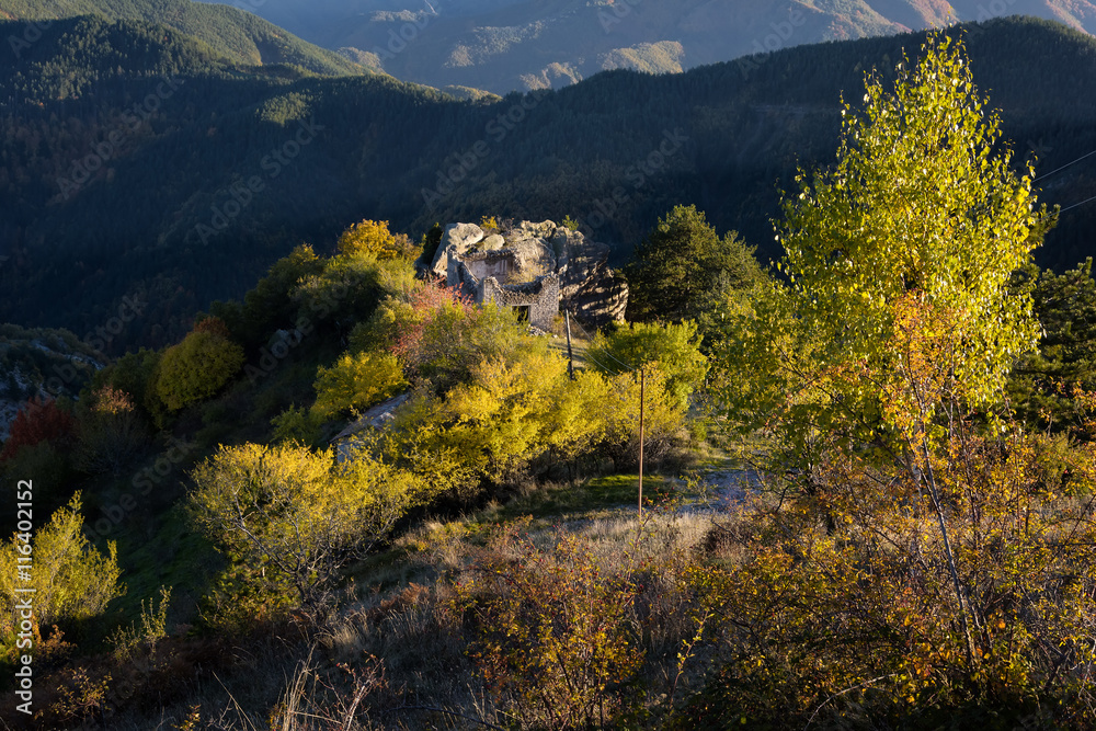 Fototapeta premium Autumn landscape with old ruined house, Rodopi mountain, Bulgaria