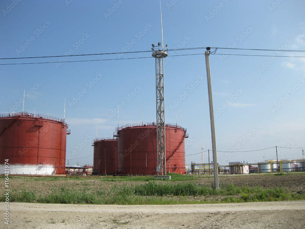 Tank the vertical steel. Capacities for storage of oil products Tank the vertical steel. Capacities for storage of oil products